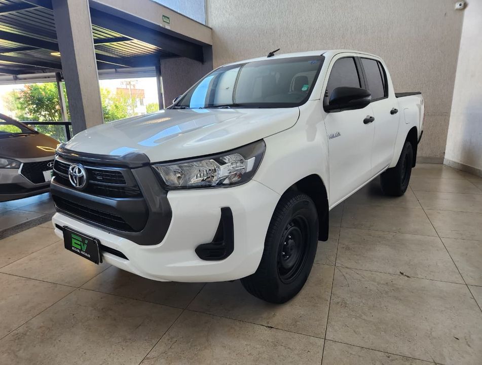 Toyota Hilux CD 4x4 2.8 Diesel Mec.