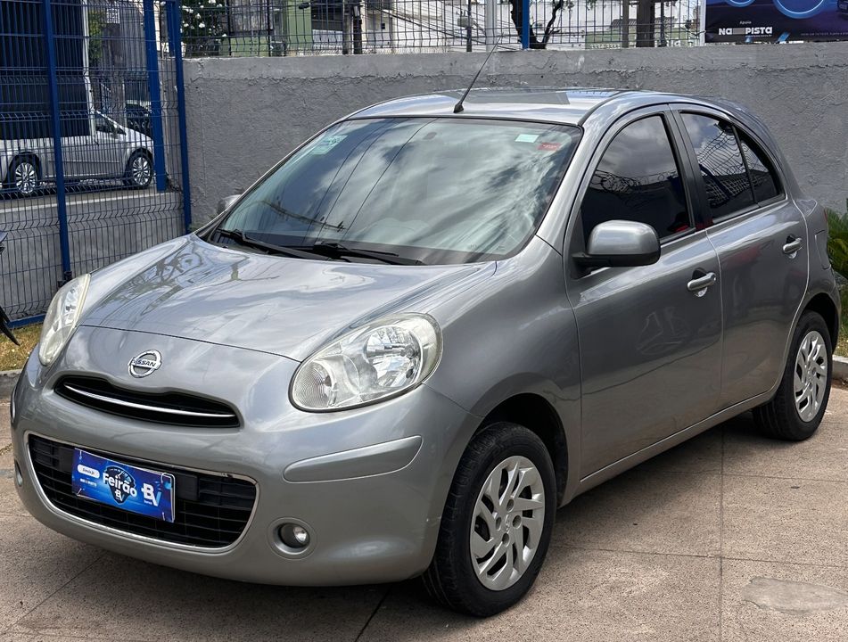 Nissan MARCH 1.0 12V Flex 5p