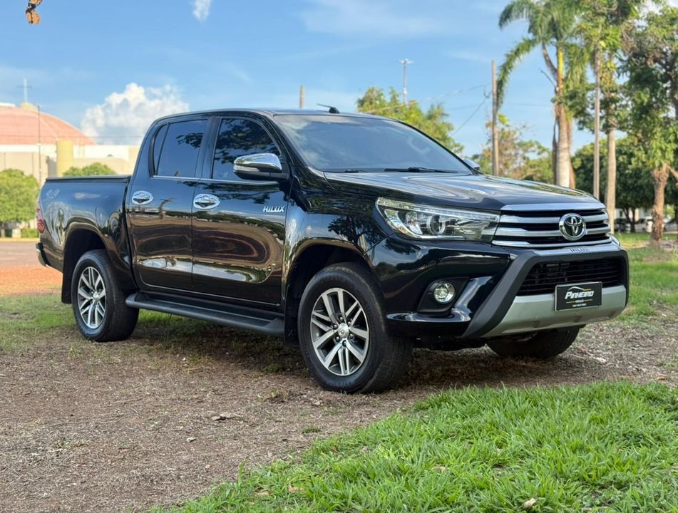 Toyota Hilux CD SRX 4x4 2.8 TDI 16V Diesel Aut.