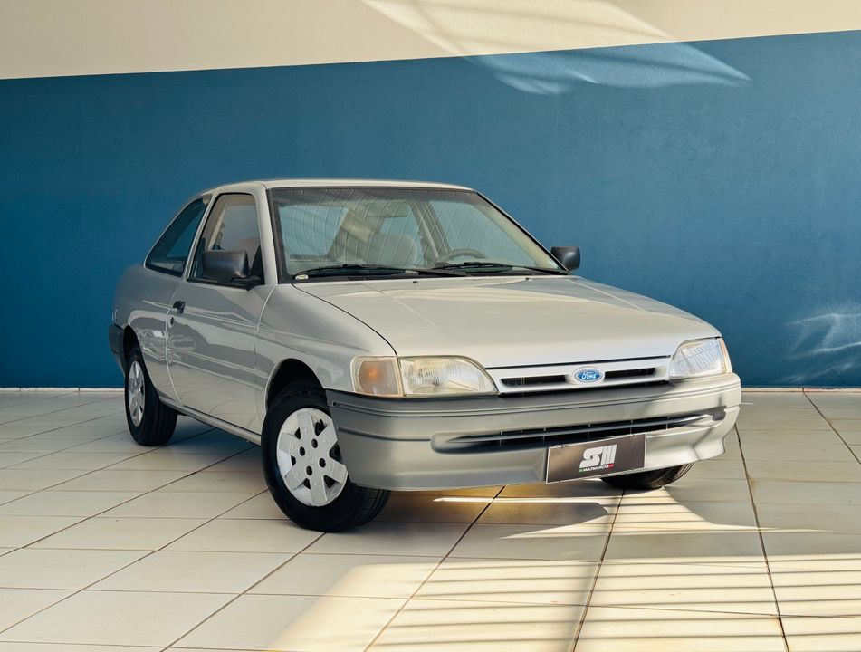 Ford Escort GL 1.6i / 1.6