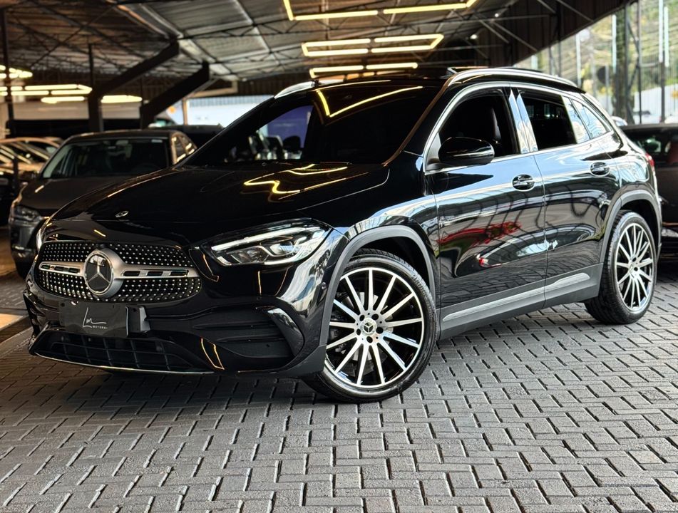 Mercedes GLA 200 AMG Line 1.3 16V TB Aut.