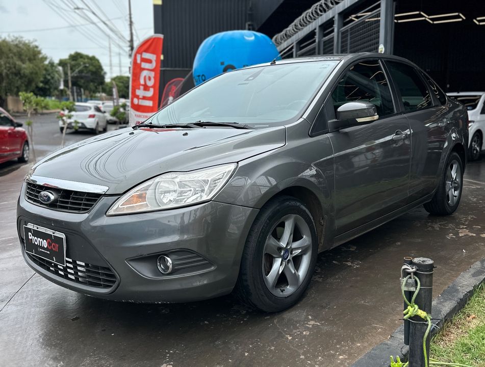 Ford Focus Sedan 2.0 16V/2.0 16V Flex 4p Aut.