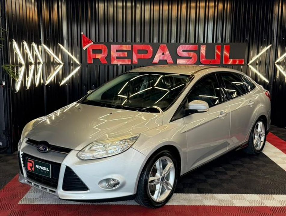 Ford Focus Sedan 2.0 16V/2.0 16V Flex 4p Aut.