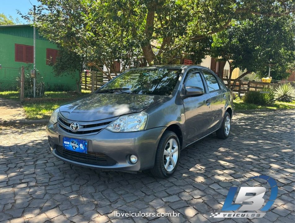 Toyota ETIOS XS  1.3 Flex 16V 5p Mec.