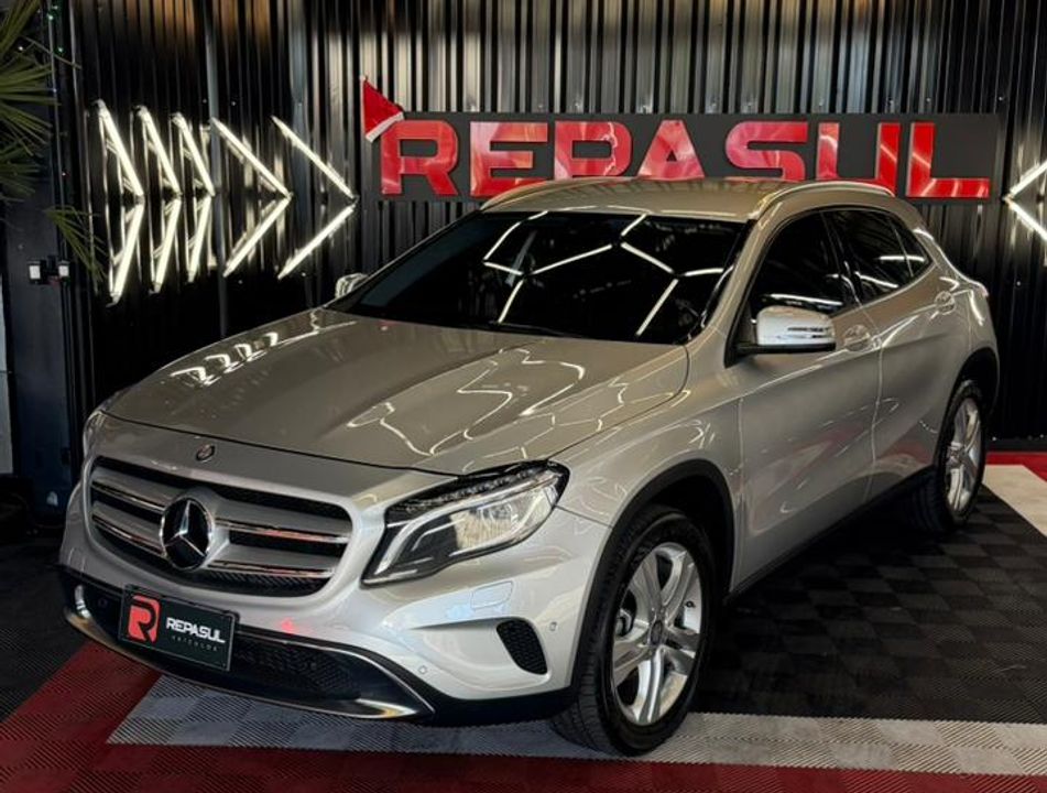 Mercedes GLA 200 Advance 1.6/1.6 TB 16V Flex Aut.
