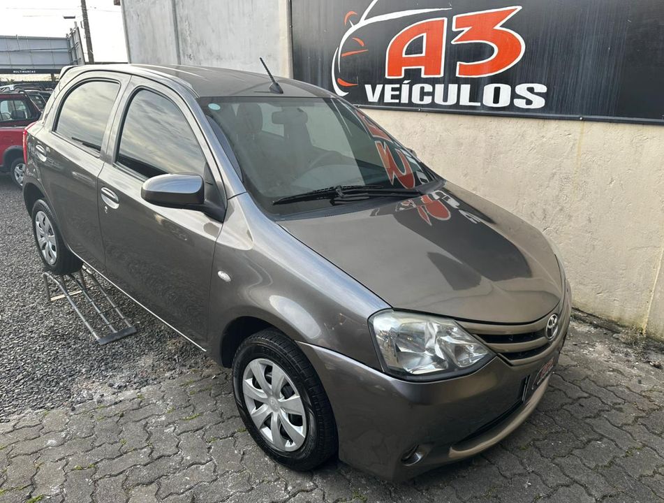 Toyota ETIOS X 1.3 Flex 16V 5p Mec.