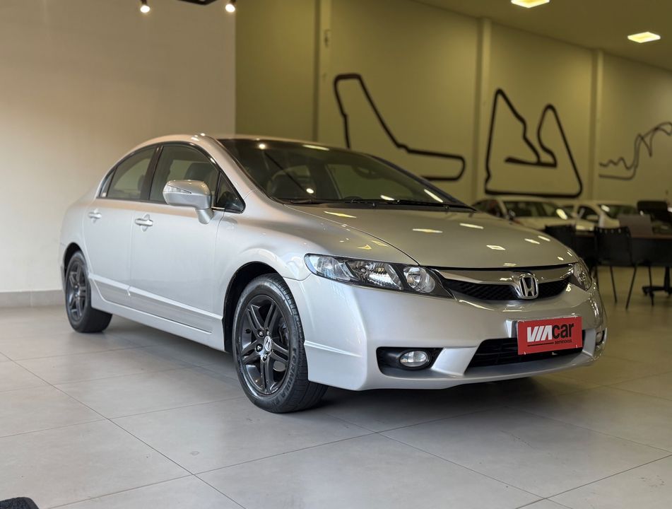 Honda Civic Sedan EXS 1.8/1.8 Flex 16V Aut. 4p