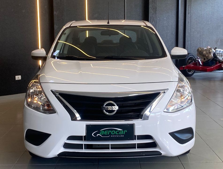 Nissan VERSA SV 1.6 16V FlexStart 4p Aut.