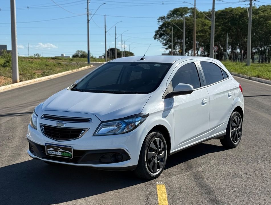 Chevrolet ONIX HATCH LT 1.4 8V FlexPower 5p Mec.