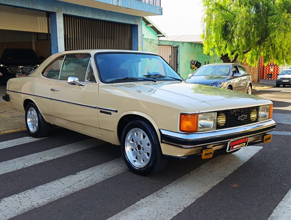 Chevrolet Opala Comodoro