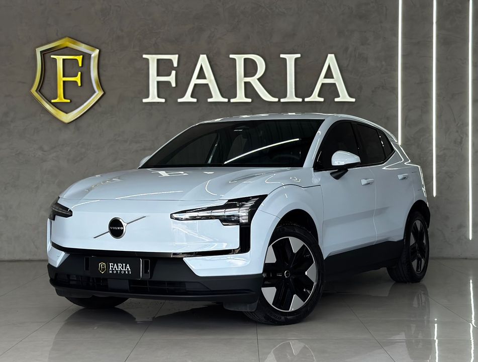Volvo EX30 E60 Core (Elétrico)
