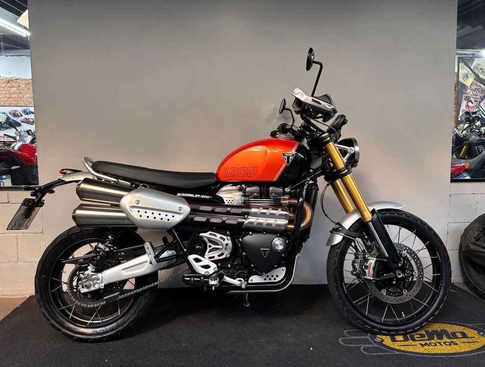 TRIUMPH SCRAMBLER 1200 XE