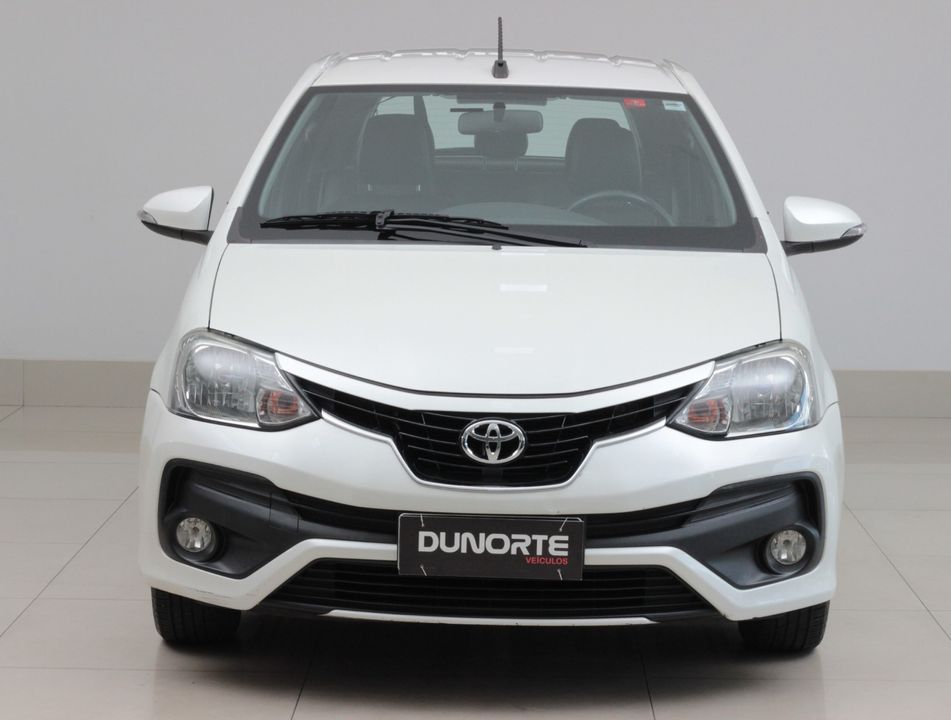 Toyota ETIOS PLATINUM 1.5 Flex 16V 4p Aut.