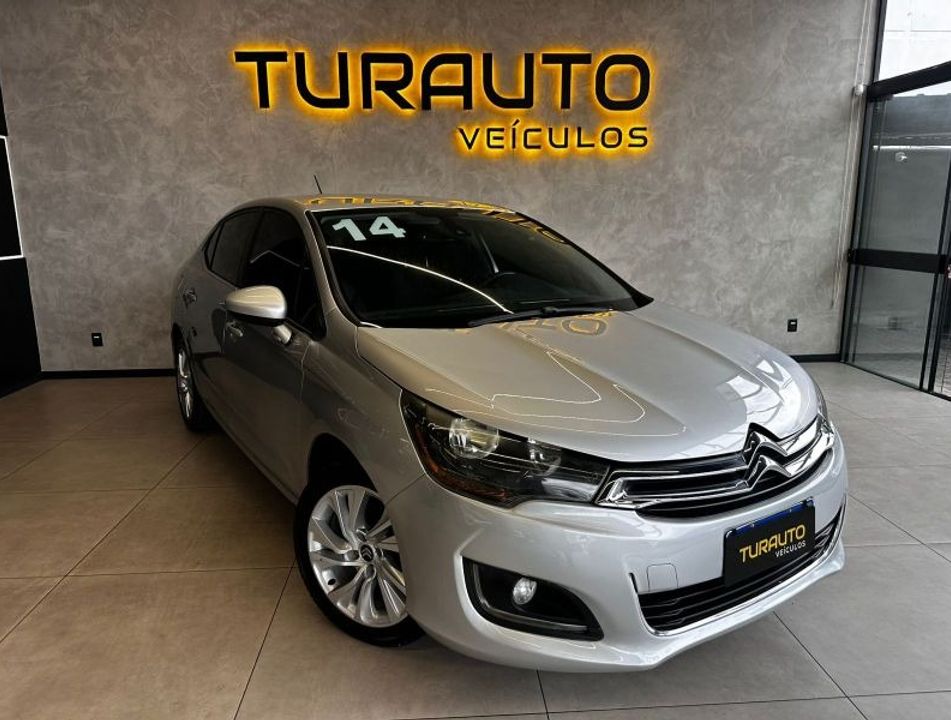 Citroën C4 LOUNGE Tendance 2.0 Flex 4p Aut.