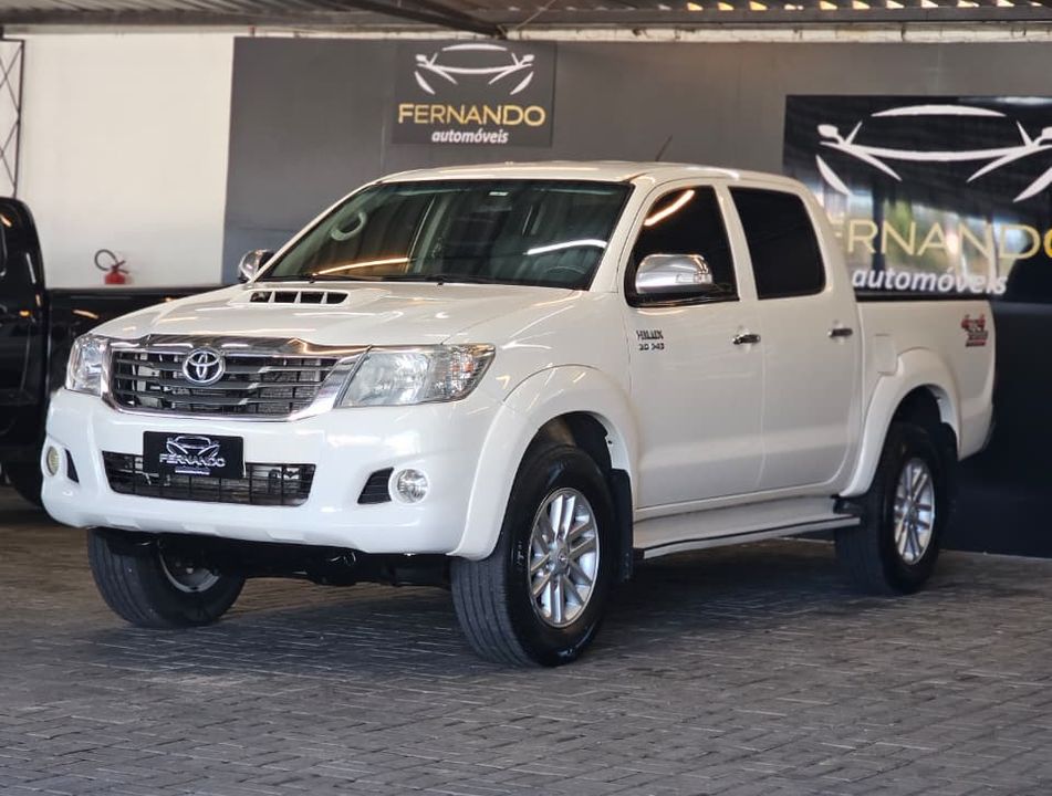 Toyota Hilux CD SRV 4x4 2.7 Flex 16V Aut.