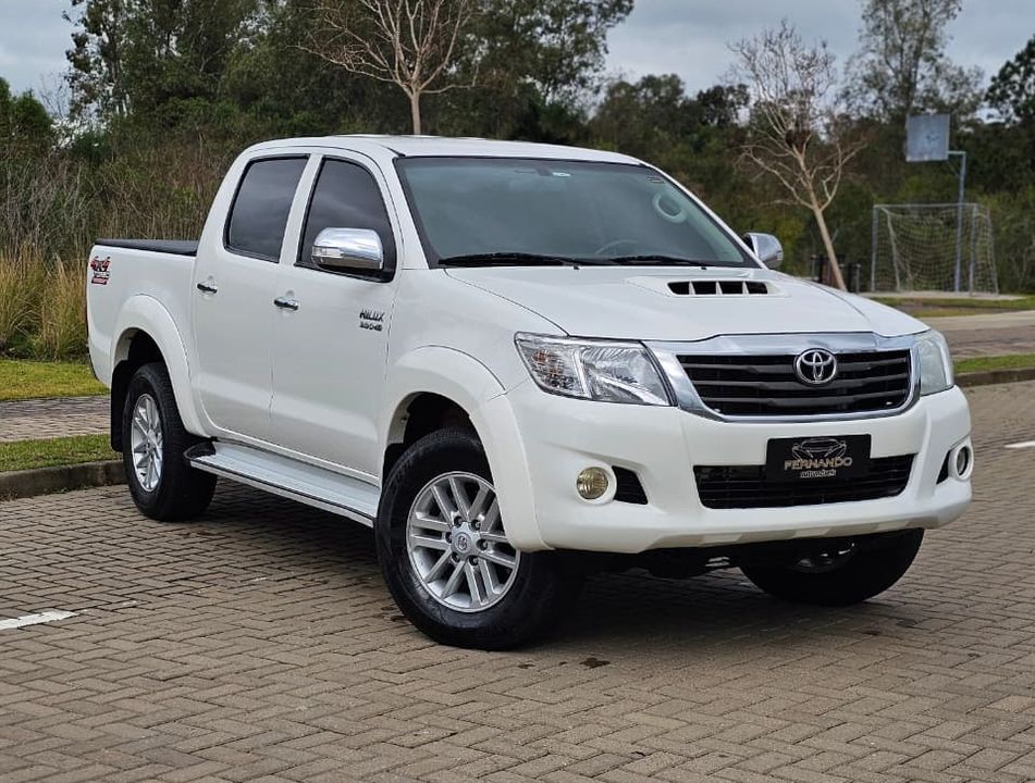 Toyota Hilux CD SRV 4x4 2.7 Flex 16V Aut.