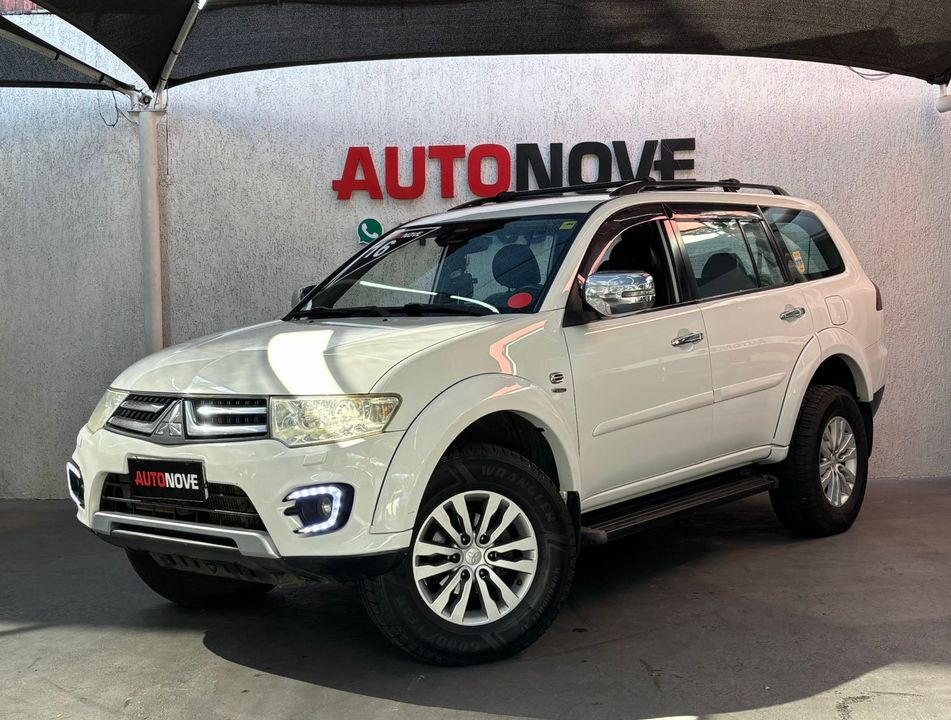 Mitsubishi Pajero HPE-S 3.2 4x4 T.I.Diesel 5p Aut.
