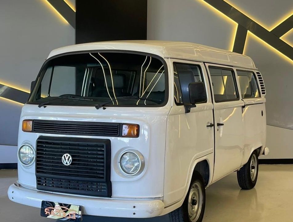 VolksWagen Kombi Lotação 1.4 Mi Total Flex 8V