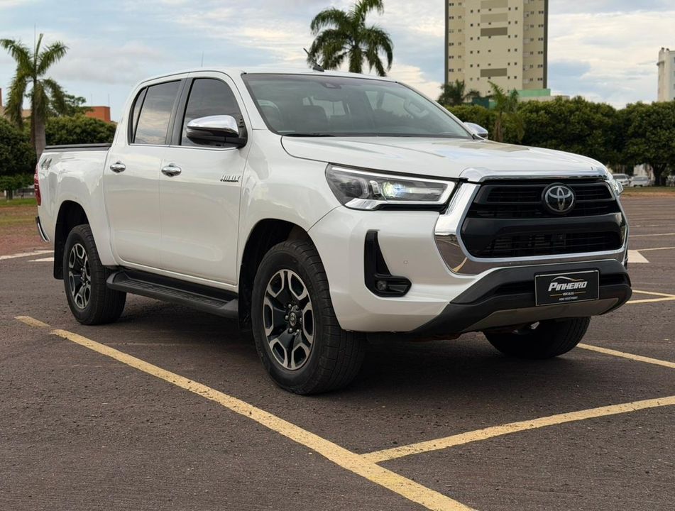 Toyota Hilux CD SRX 4x4 2.8 TDI 16V Diesel Aut.