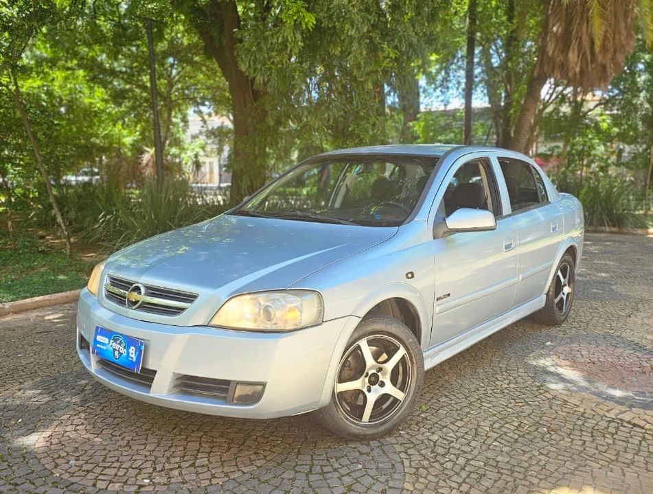 Chevrolet Astra Sed. Advant. 2.0 8V MPFI FlexP. 4p