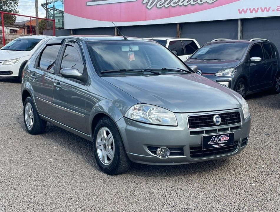 Fiat Palio ELX 1.4 Fire/30 Anos F. Flex 8V 4p