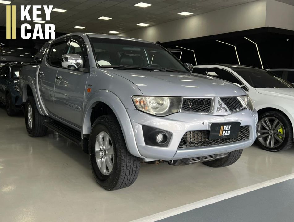 Mitsubishi L200 Triton HPE 3.2 CD TB Int.Diesel Mec