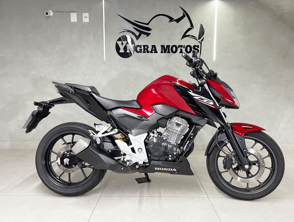 HONDA CB 300F Twister Flex