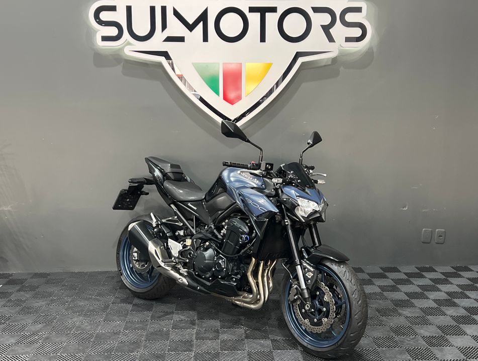 KAWASAKI Z 900