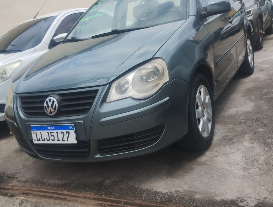 VolksWagen Polo Sed. COMFORT. 1.6 Mi Tot. Flex 8v