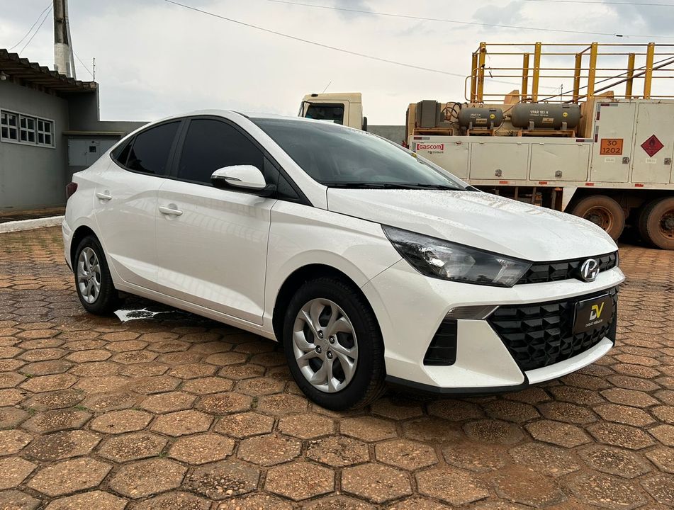 Hyundai HB20S Comfort Plus 1.0 Flex 12V Mec.