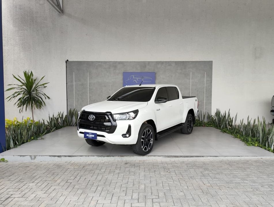 Toyota Hilux CD SR 4x4 2.8 TDI Diesel Aut.