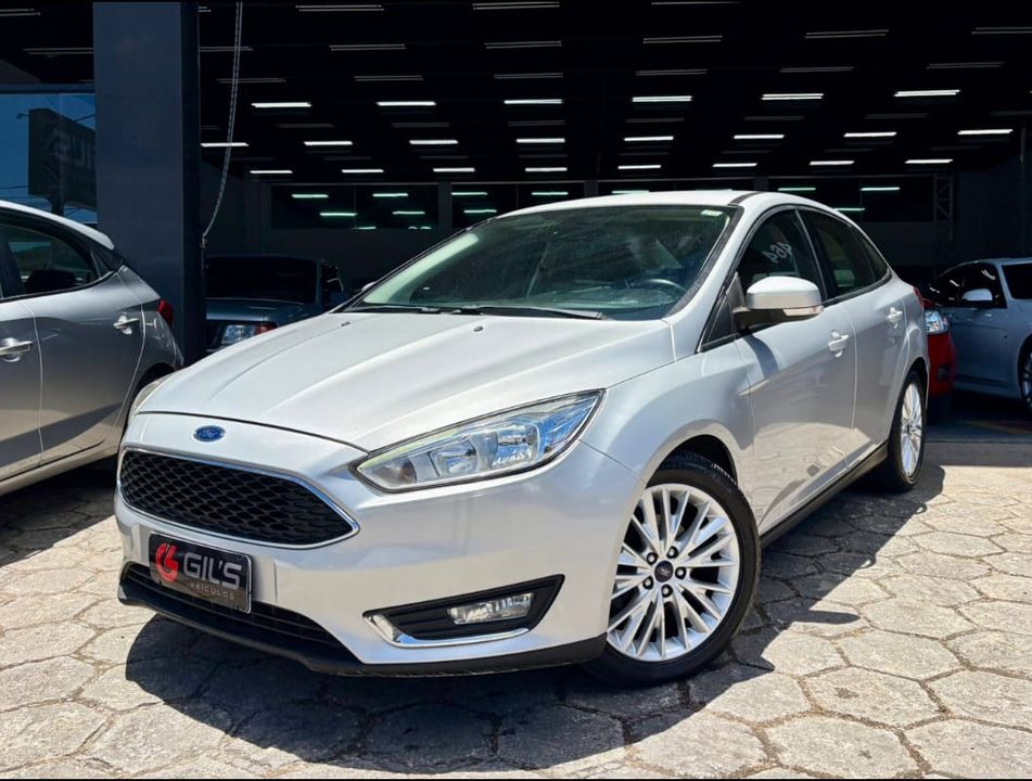 Ford Focus 2.0 16V/SE/SE Plus Flex 5p Aut.