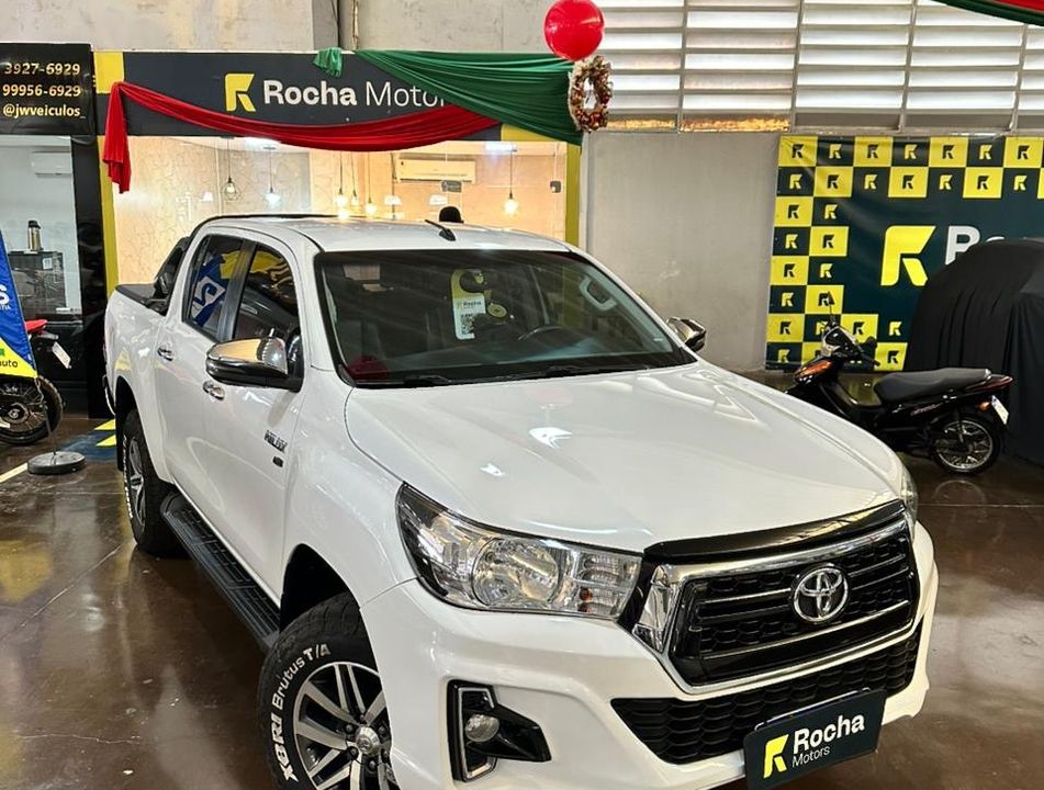 Toyota Hilux CD SRV 4x4 2.7 Flex 16V Aut.