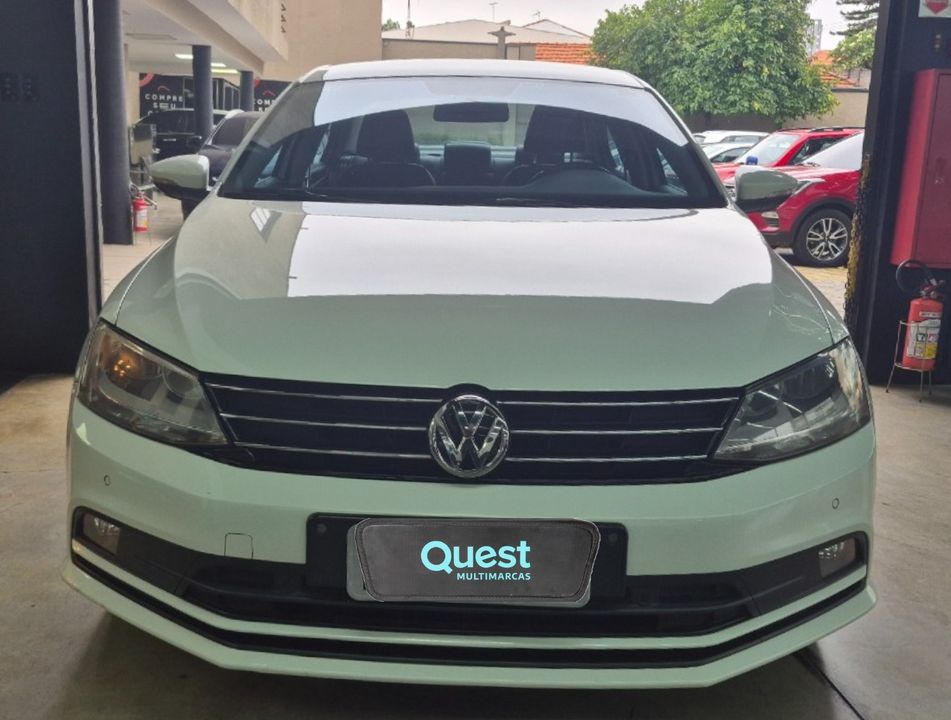 VolksWagen JETTA Highline 2.0 TSI 16V 4p Tiptronic