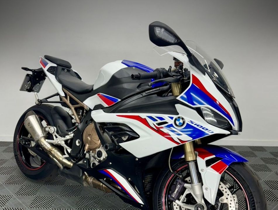 BMW S 1000 RR