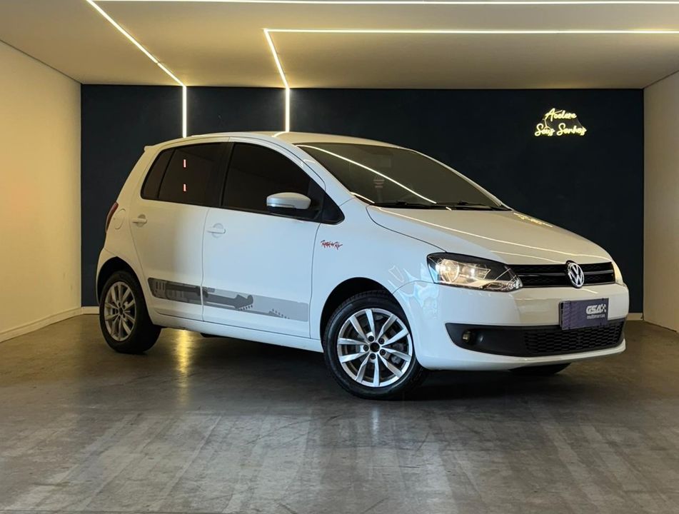 VolksWagen Fox Rock in Rio 1.6 Mi Total Flex 8V 5p