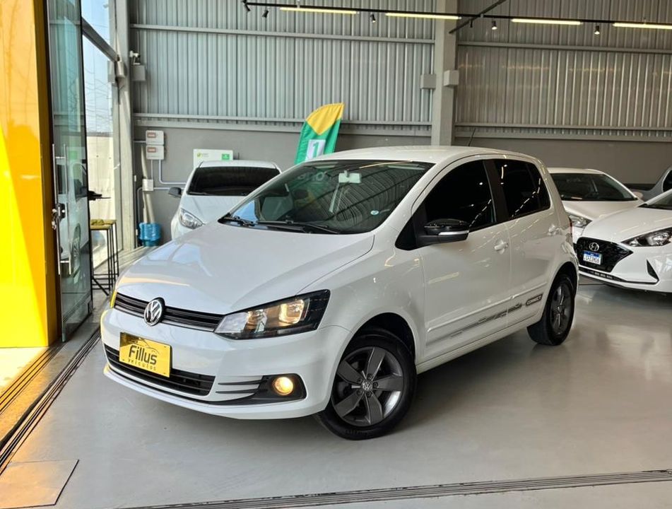 VolksWagen Fox Connect 1.6 Flex 8V 5p
