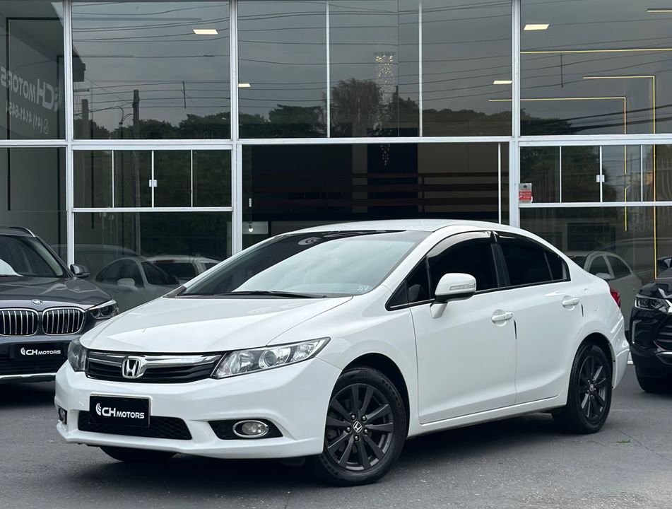 Honda Civic Sedan LXR 2.0 Flexone 16V Aut. 4p
