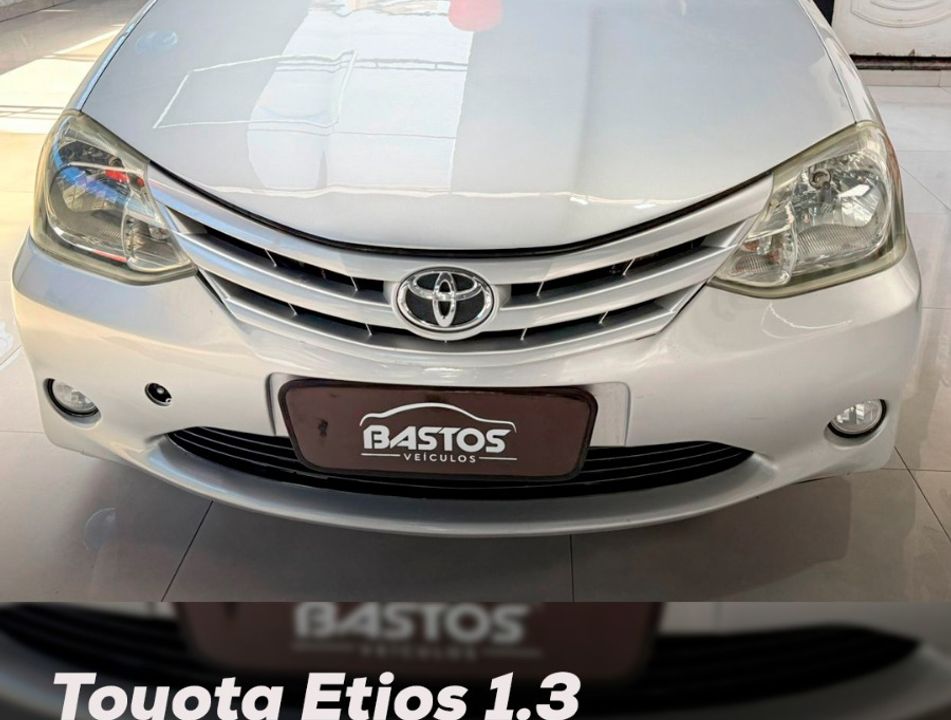 Toyota ETIOS 1.3 Flex 16V 5p Mec.