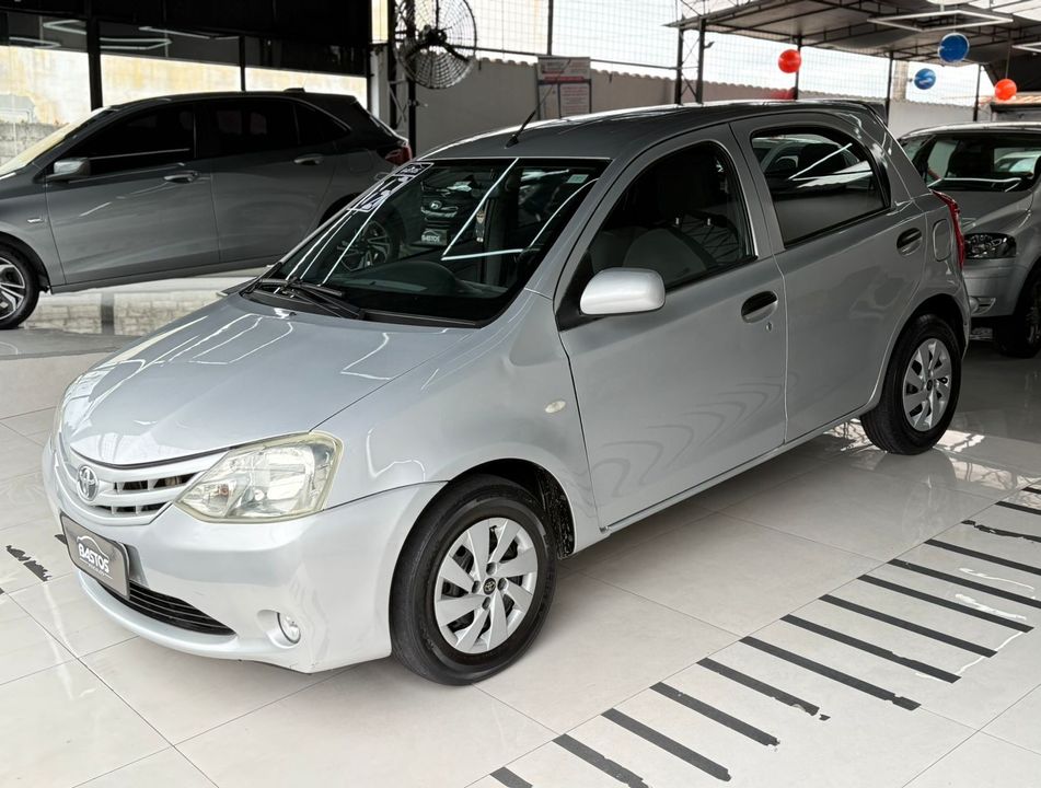 Toyota ETIOS 1.3 Flex 16V 5p Mec.