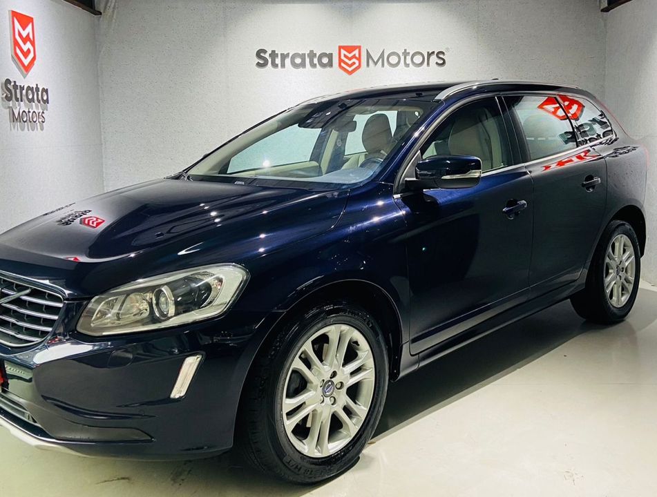 Volvo XC 60 T-5 MOMENTUM 2.0 245cv FWD 5p