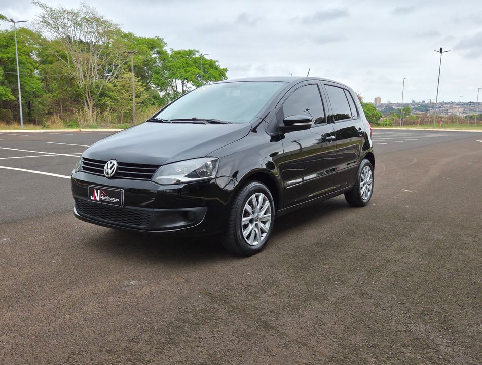 VolksWagen Fox 1.6 Mi Total Flex 8V 5p