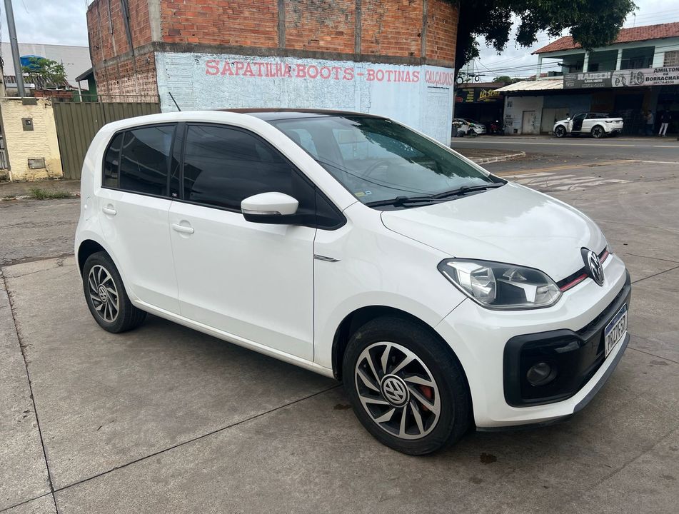 VolksWagen up! move 1.0 TSI Total Flex 12V 5p