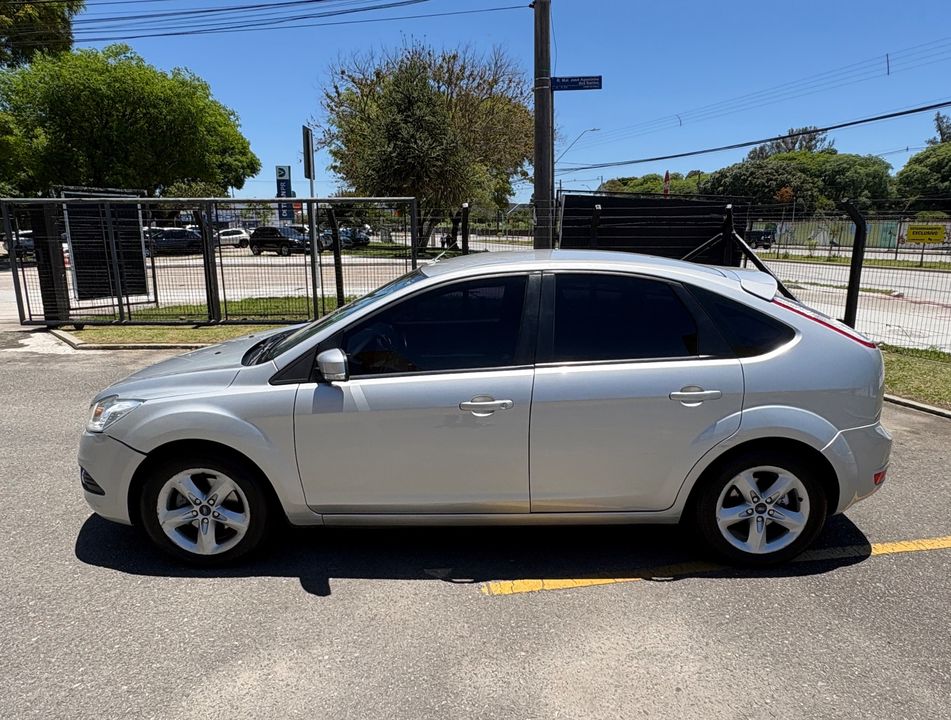 Ford Focus 2.0 16V/ 2.0 16V Flex 5p