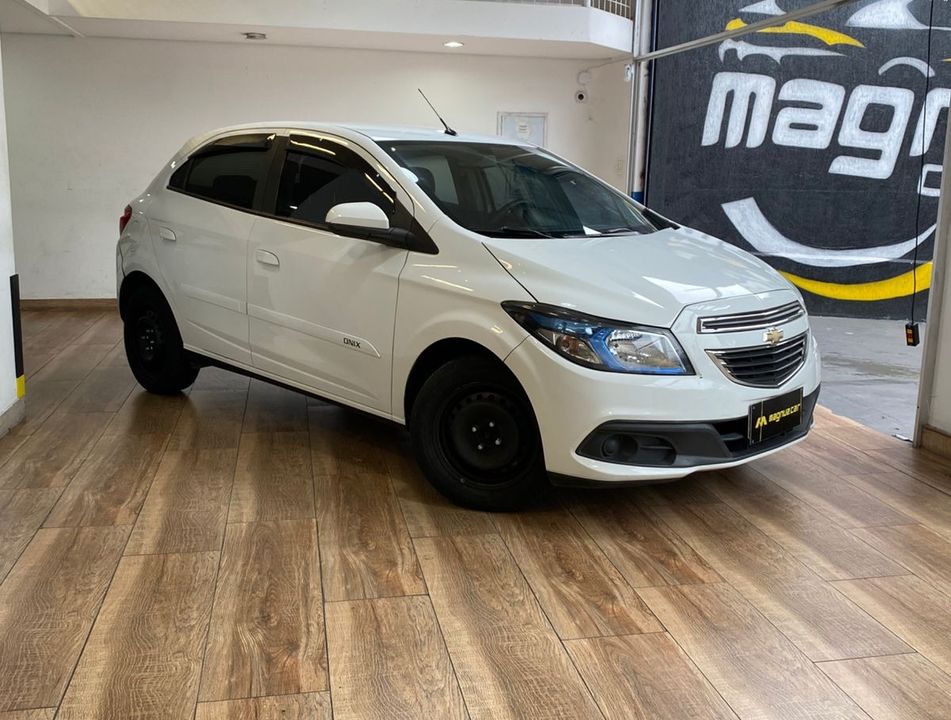 Chevrolet ONIX HATCH LT 1.4 8V FlexPower 5p Mec.