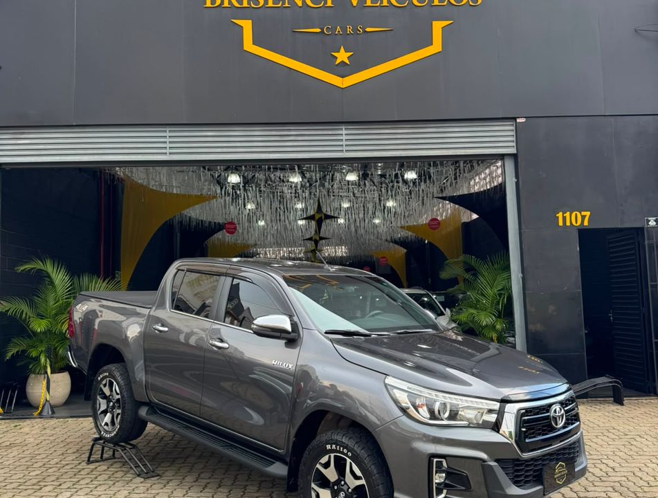 Toyota Hilux CD SRX 4x4 2.8 TDI 16V Diesel Aut.