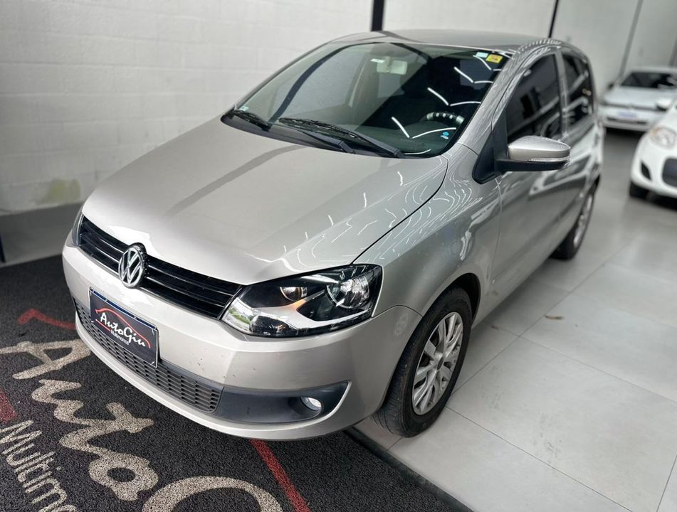 VolksWagen Fox 1.6 Mi Total Flex 8V 5p