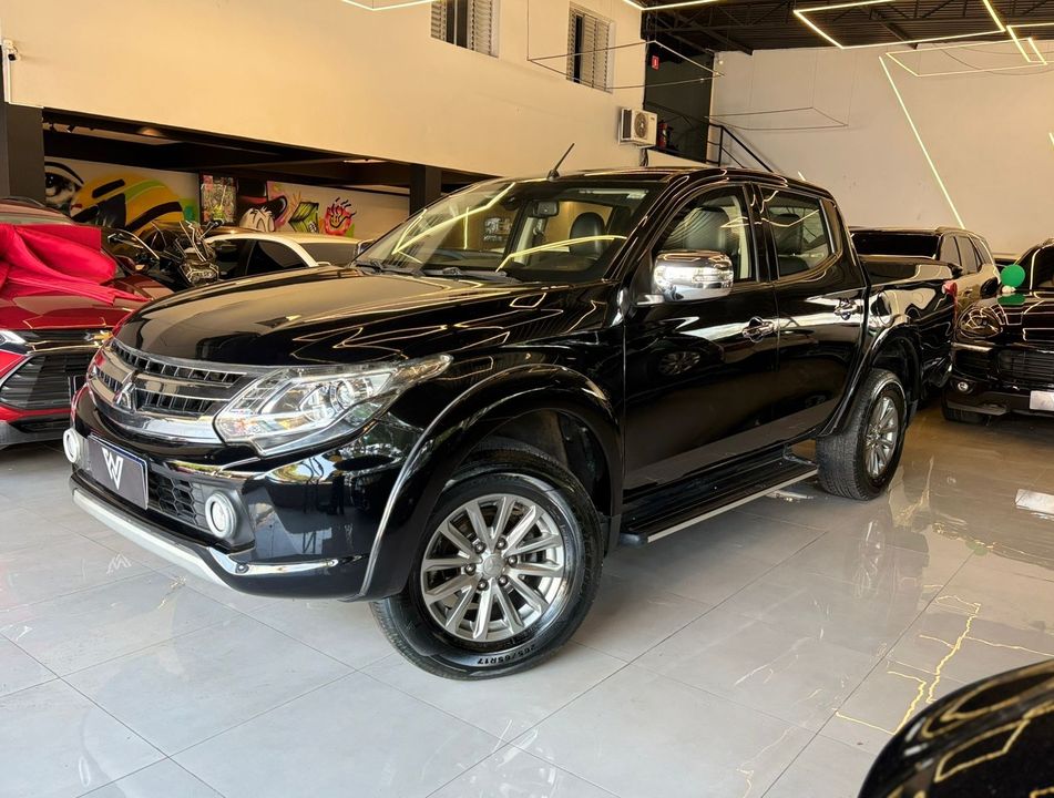 Mitsubishi L200 Triton Sport HPE-S 2.4 CD Dies. Aut