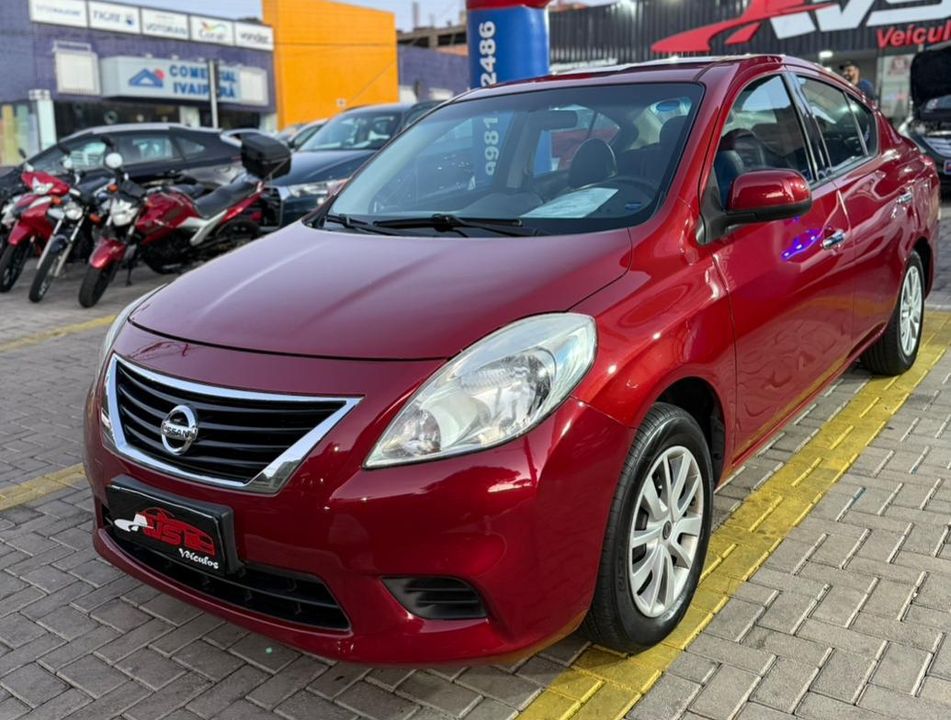 Nissan VERSA SV 1.6 16V Flex Fuel 4p Mec.