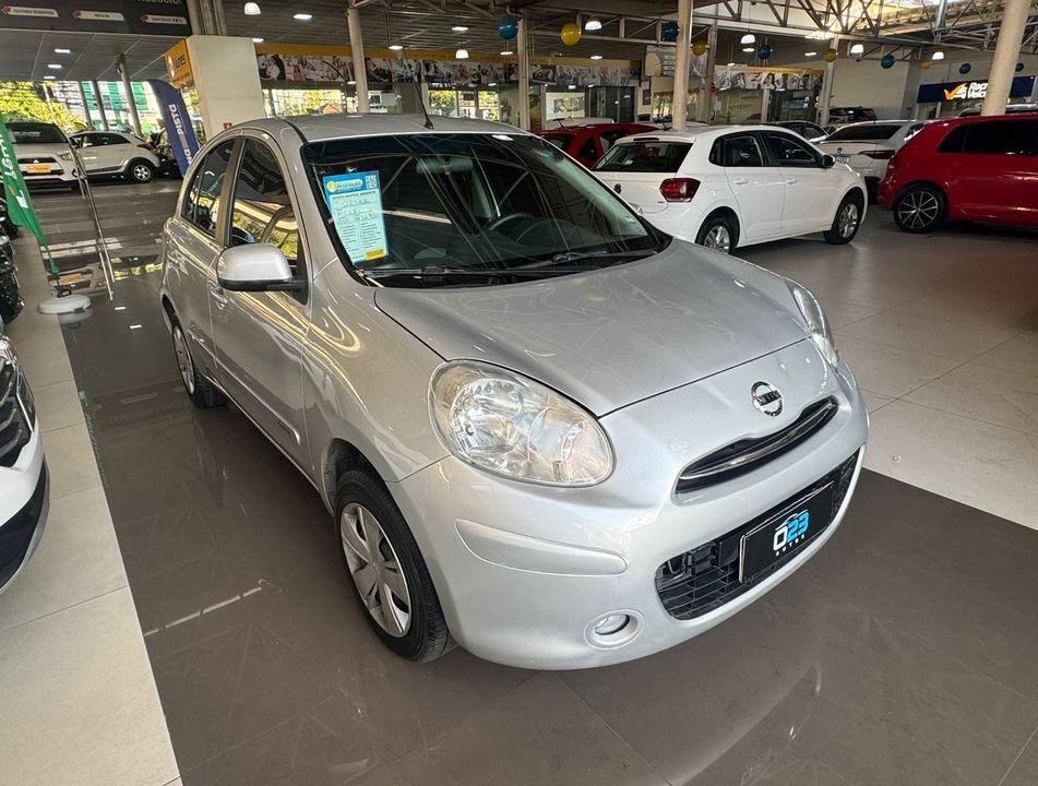 Nissan MARCH S 1.0 16V Flex Fuel 5p